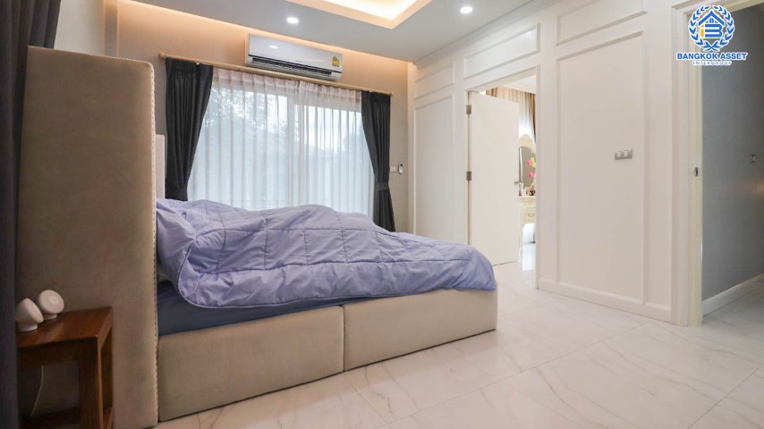 *****บ้านเดี่ยวมือสองย่านกรุงเทพฯ ม.เดอะซิตี้ พหลโยธิน หลังมุม! เนื้อที่กว้าขวางสุดถึง 57.8 ตร.ว. ฟังก์ชันจัดเต็ม 3 ห้องนอน 3 ห้องน้ำ 2 ที่จอดรถ แถมฟรี! 6 เครื่องปรับอากาศ, 3 เครื่องทำน้ำอุ่น ฯลฯ  บนทำเลเยี่ยม ใกล้รถไฟฟ้าสายสีเขียว "สถานีคลองสาม" (ส่วนต่อขยาย) และทางด่วน "รามอินทรา-อาจณรงค์"